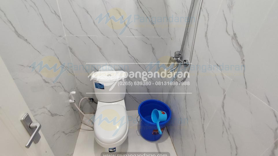    tampilan kamar mandi unit A pondok fafa pangandaran