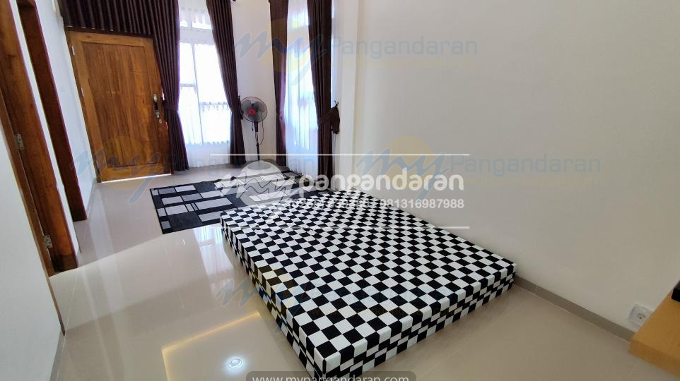     tampilan ruang keluarga unit A pondok fafa pangandaran